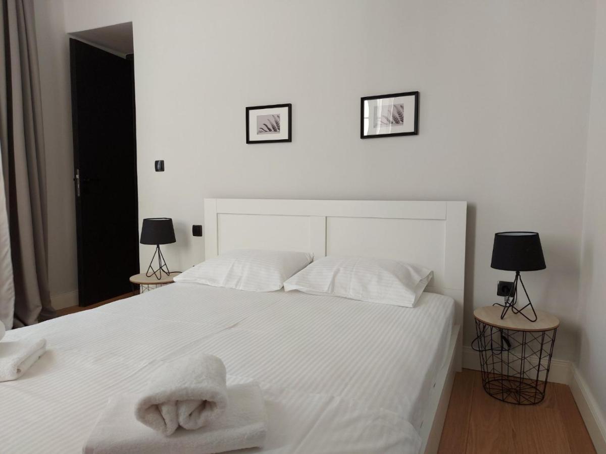 Ermoupolis Hidden Gems Apartment Екстериор снимка