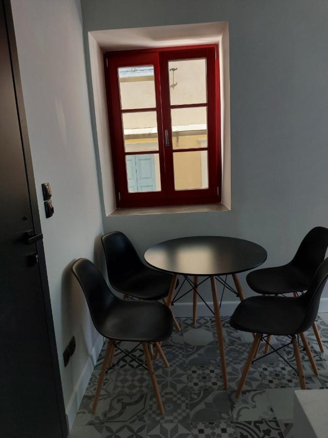 Ermoupolis Hidden Gems Apartment Екстериор снимка