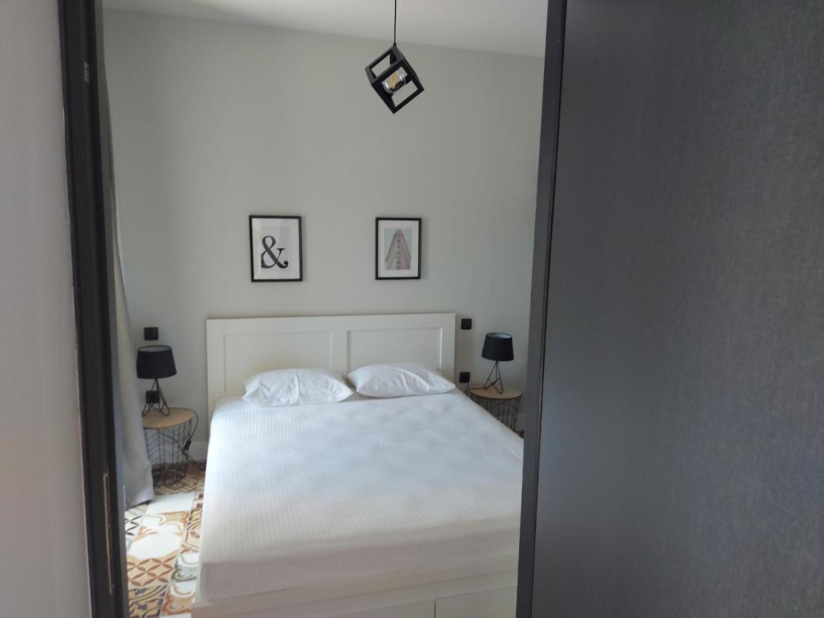 Ermoupolis Hidden Gems Apartment Екстериор снимка